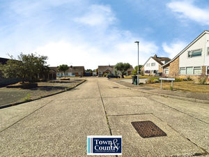 Willow Close - click for photo gallery